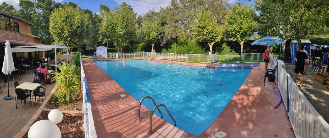 Camping El Pinajarro Hervás Exteriér fotografie